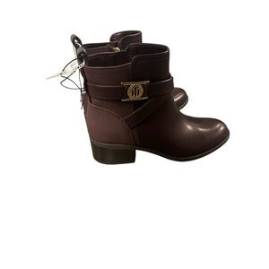 Tommy Hilfiger size 5.5 ankle boots